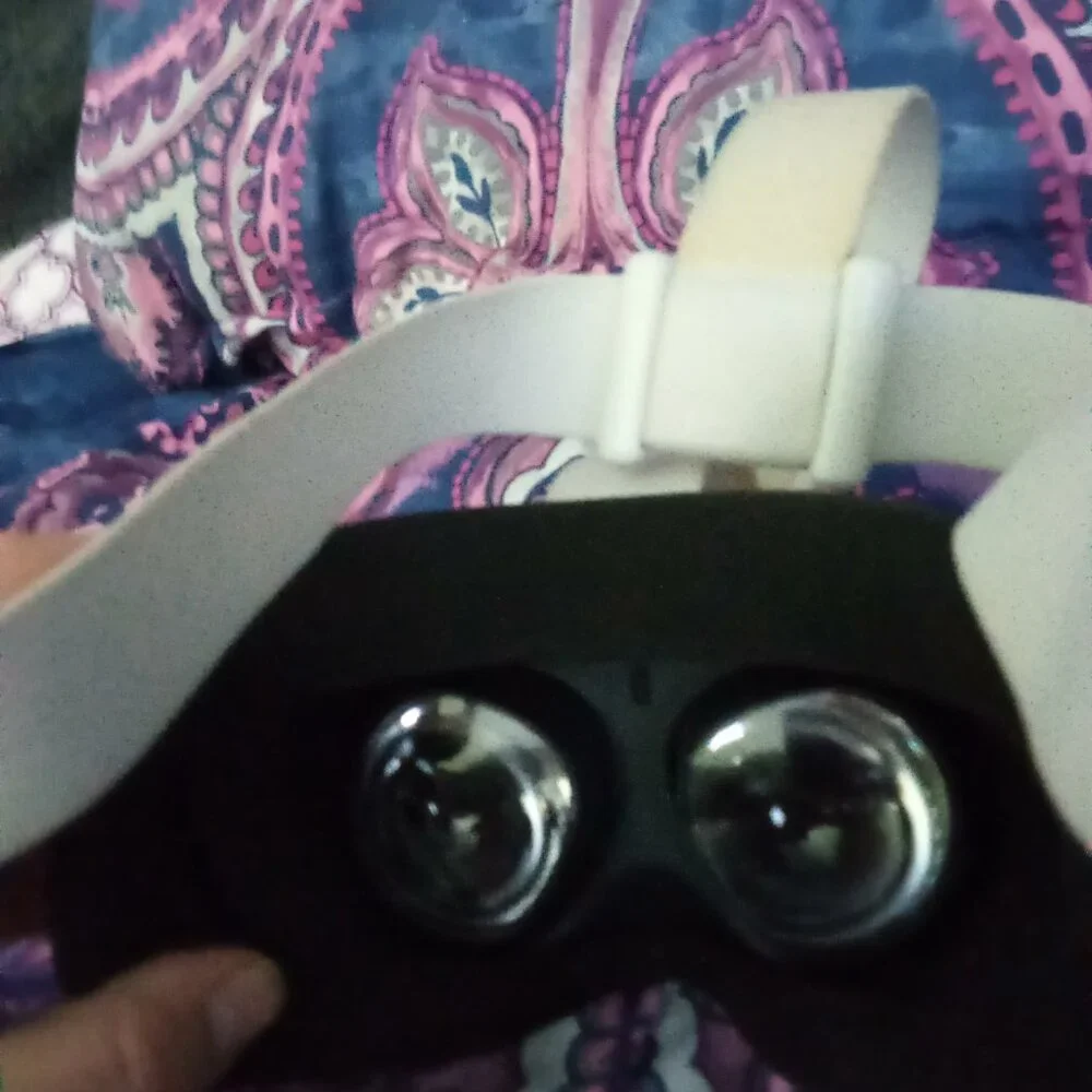 Oculus Standalone 64GB Meta quest 2 Without Controllers